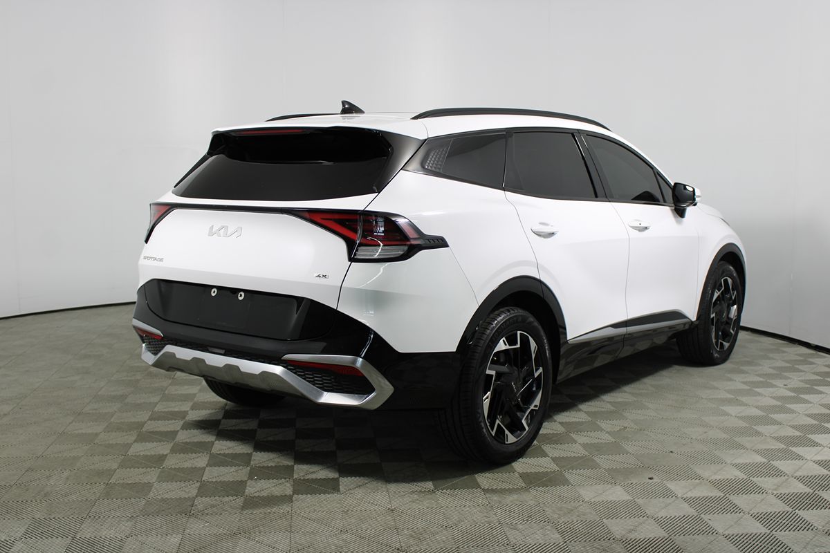 2023 Kia Sportage SX-Prestige Image 8 of 41