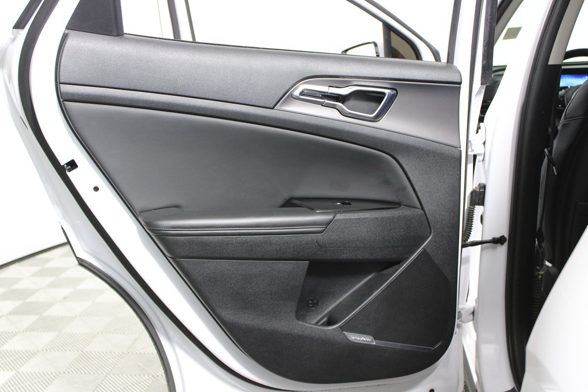 2023 Kia Sportage SX-Prestige Image 27 of 41