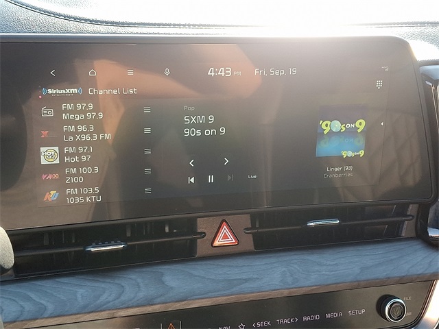 2023 Kia Sportage X-Line Image 15 of 30