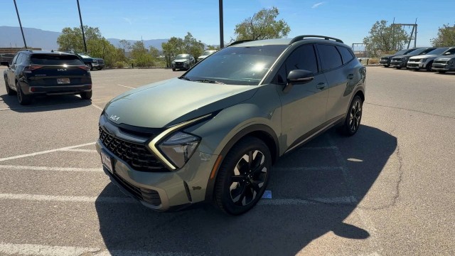 2023 Kia Sportage X-Line Image 1 of 33