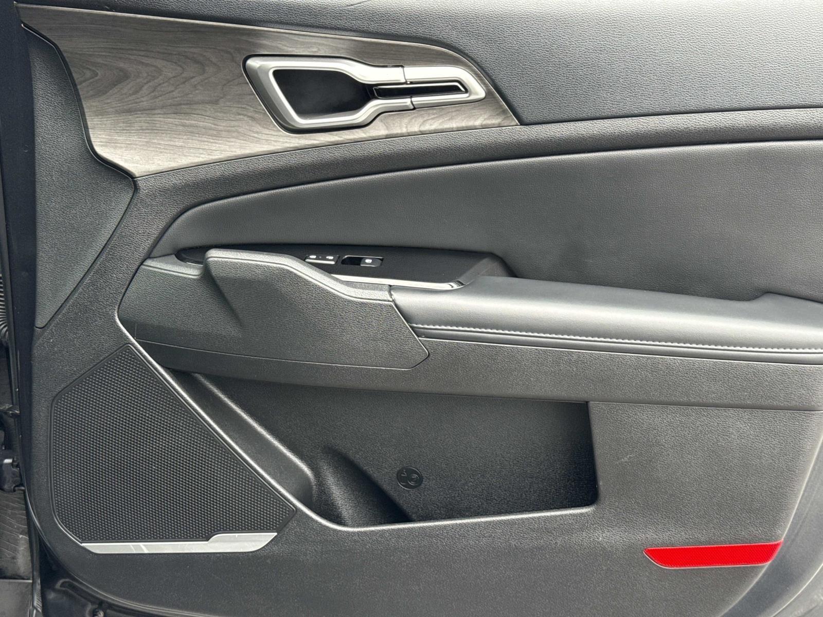 2023 Kia Sportage X-Line Image 22 of 30
