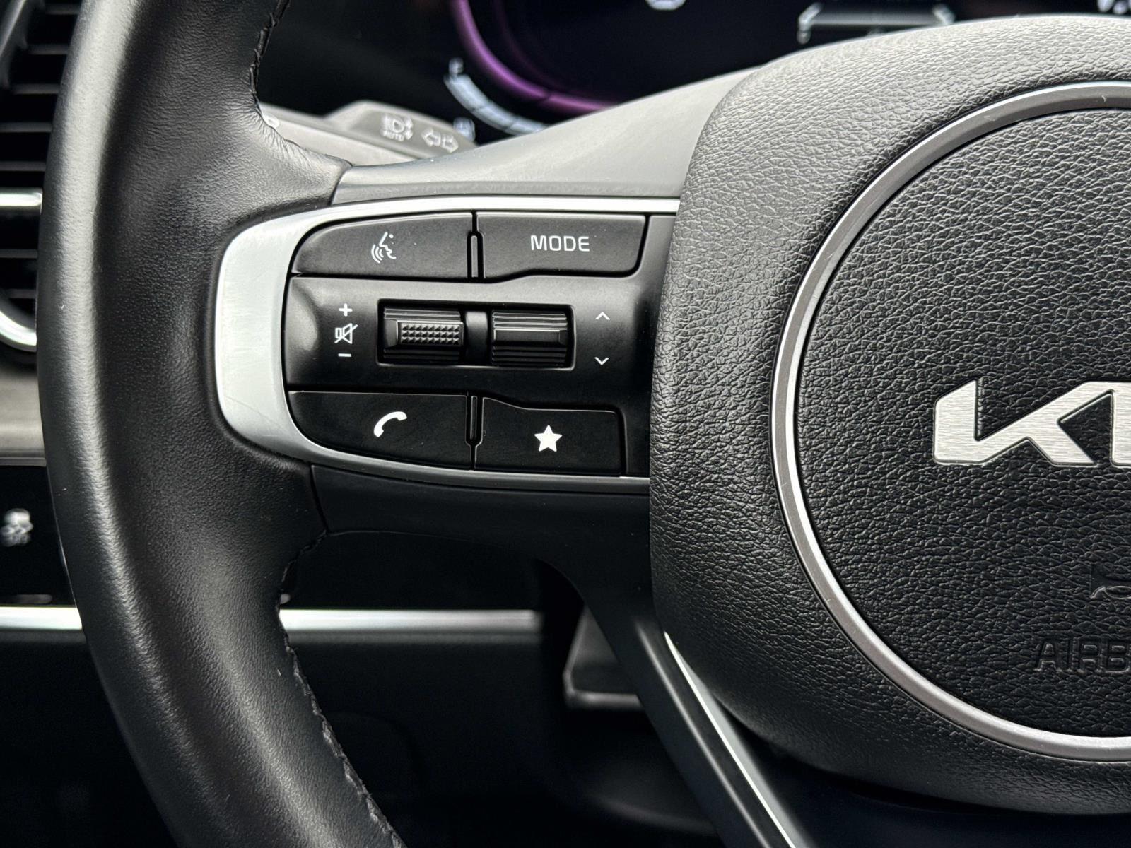 2023 Kia Sportage X-Line Image 14 of 30