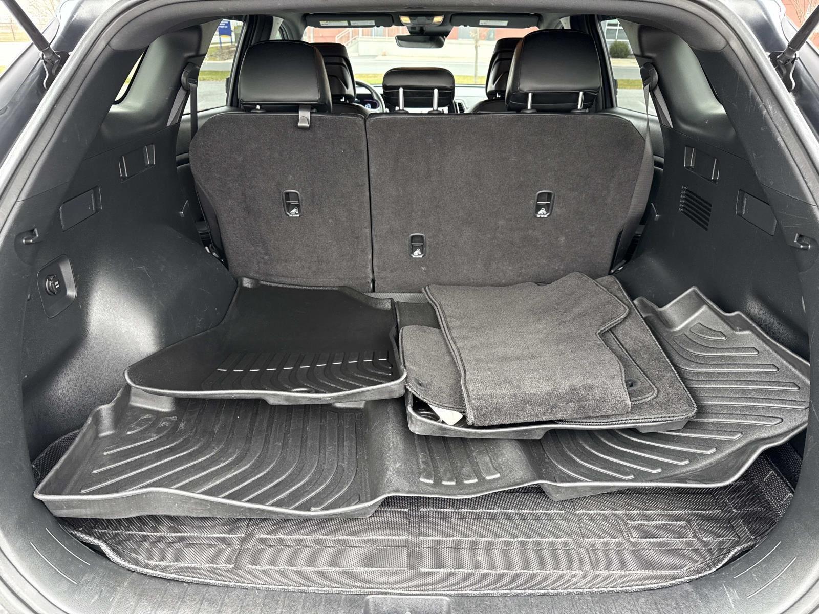 2023 Kia Sportage X-Line Image 8 of 30