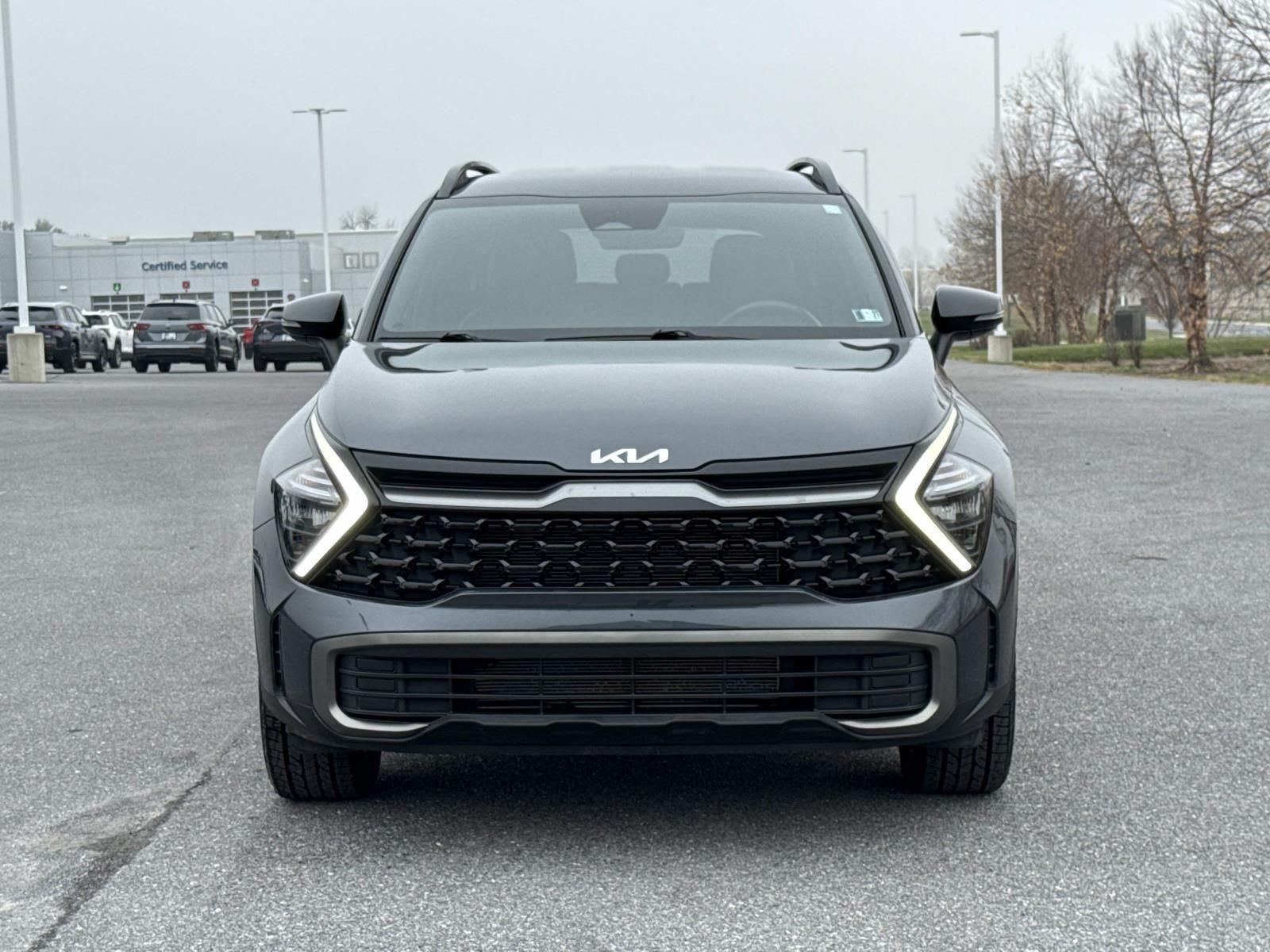 2023 Kia Sportage X-Line Image 2 of 30