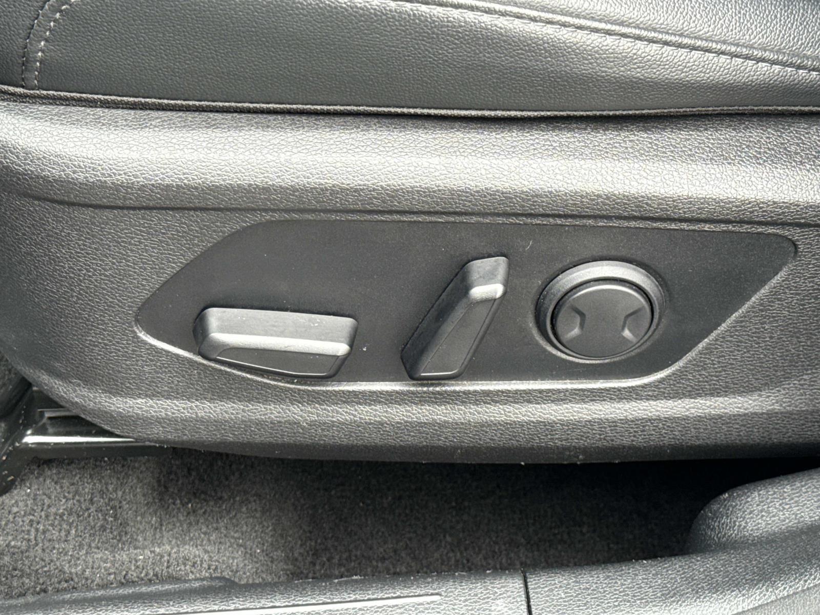 2023 Kia Sportage X-Line Image 23 of 30