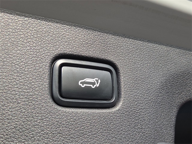 2023 Kia Sportage X-Line Image 23 of 35