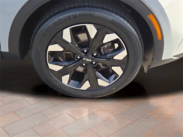 2023 Kia Sportage X-Line Image 10 of 35