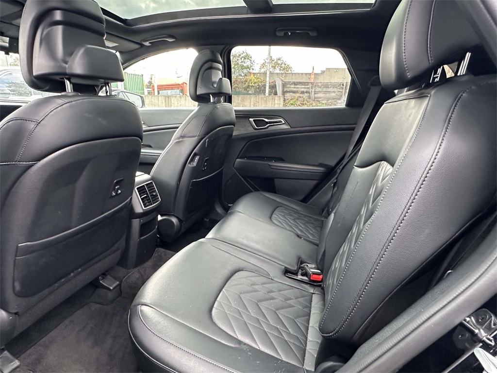 2023 Kia Sportage X-Line Image 10 of 36