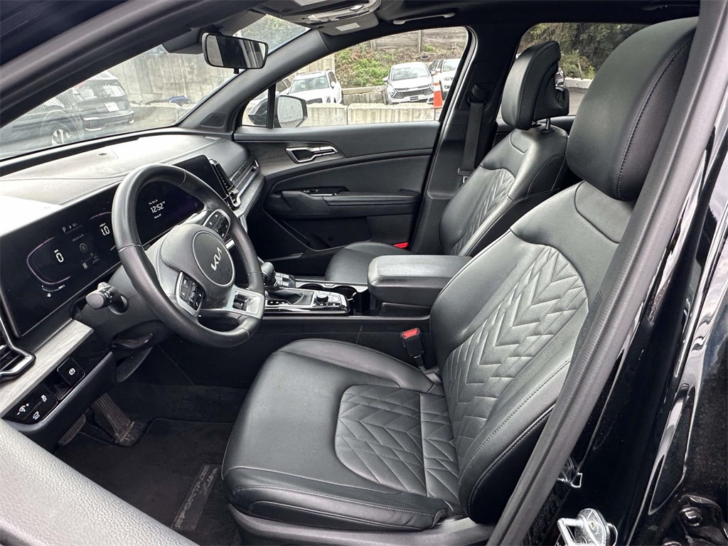 2023 Kia Sportage X-Line Image 11 of 36