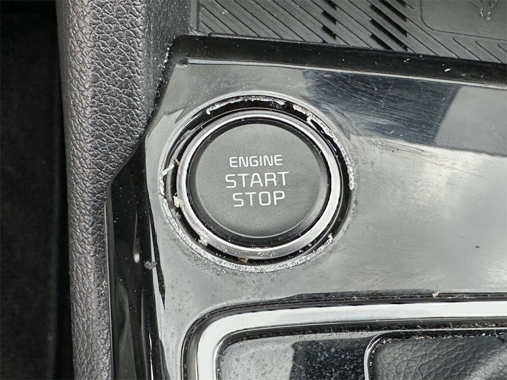 2023 Kia Sportage X-Line Image 27 of 36