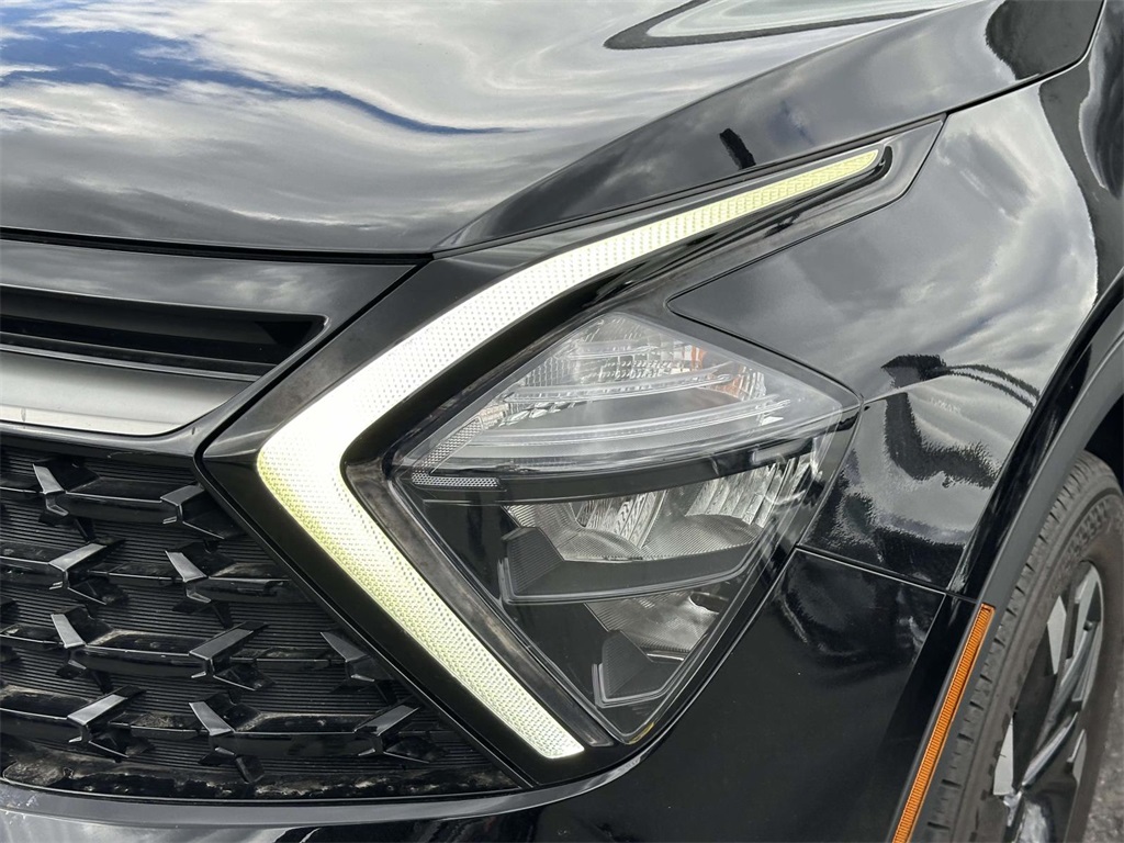 2023 Kia Sportage X-Line Image 35 of 36