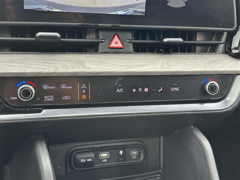 2023 Kia Sportage X-Line Image 31 of 36