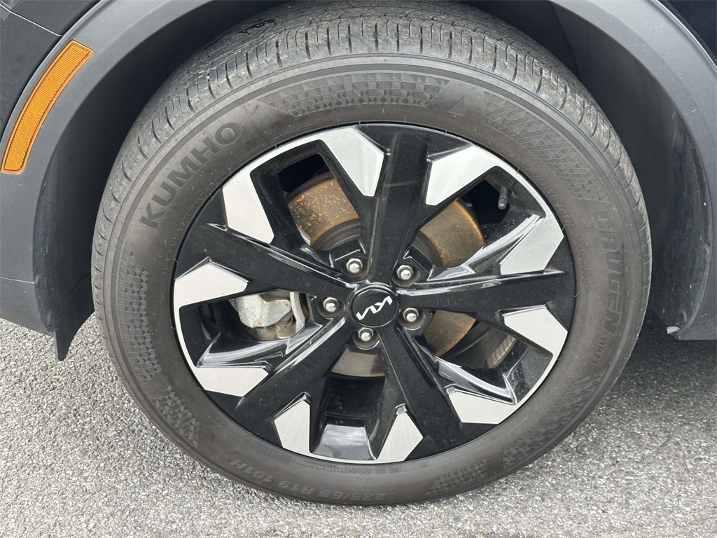 2023 Kia Sportage X-Line Image 7 of 36