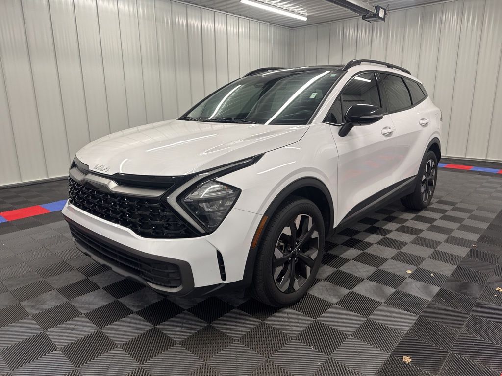 2023 Kia Sportage X-Line Image 1 of 17