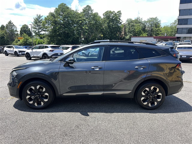 Vehicle image 7 of 36