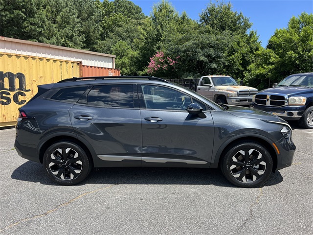 Vehicle image 4 of 36