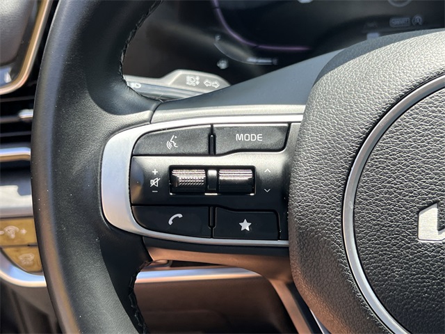 Vehicle image 34 of 36