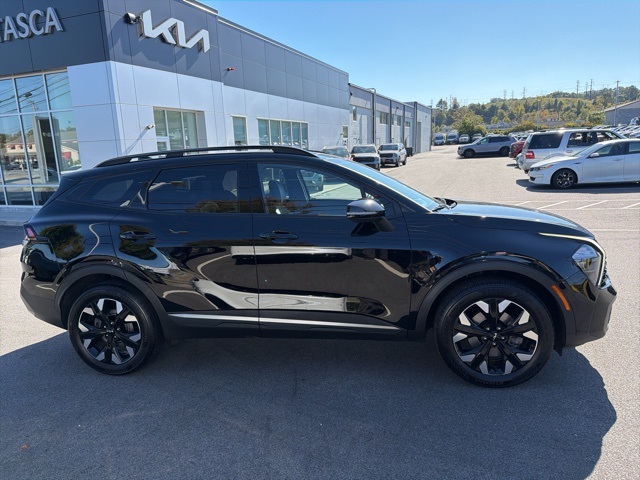 2023 Kia Sportage X-Line Image 4 of 26
