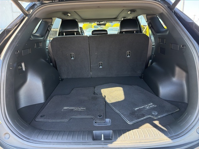 2023 Kia Sportage X-Line Image 12 of 26