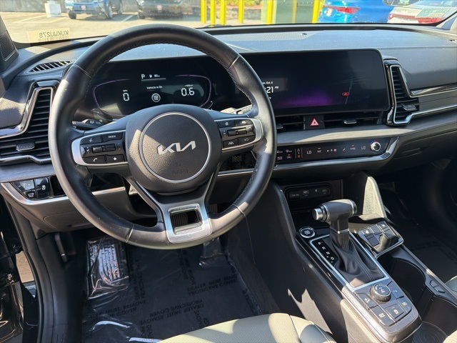 2023 Kia Sportage X-Line Image 15 of 26
