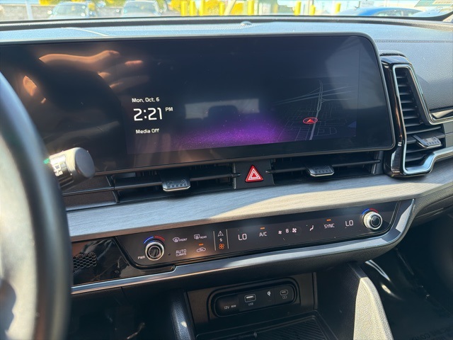 2023 Kia Sportage X-Line Image 21 of 26