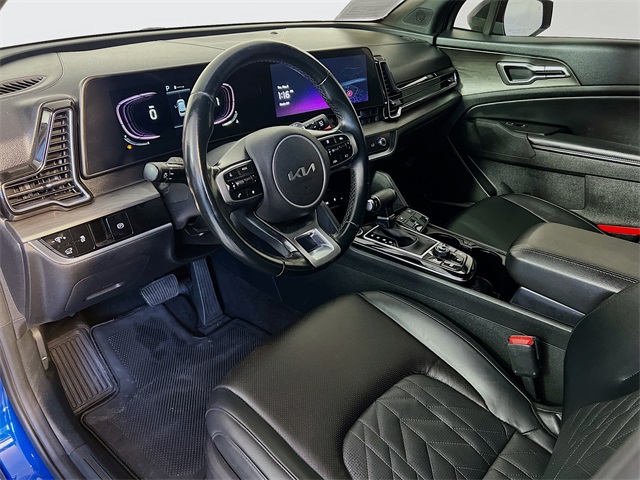 Vehicle image 10 of 43