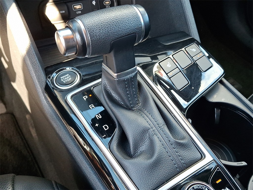 2023 Kia Sportage X-Line Image 17 of 30