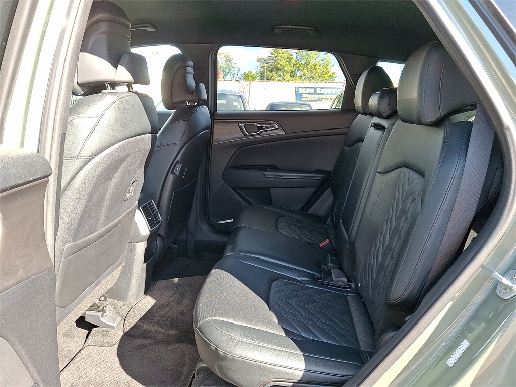 2023 Kia Sportage X-Line Image 9 of 30
