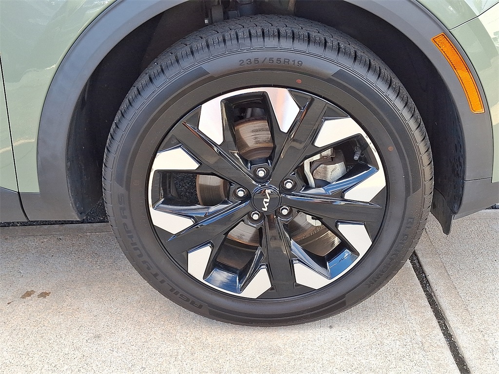 2023 Kia Sportage X-Line Image 7 of 30