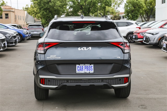 Vehicle image 4 of 29