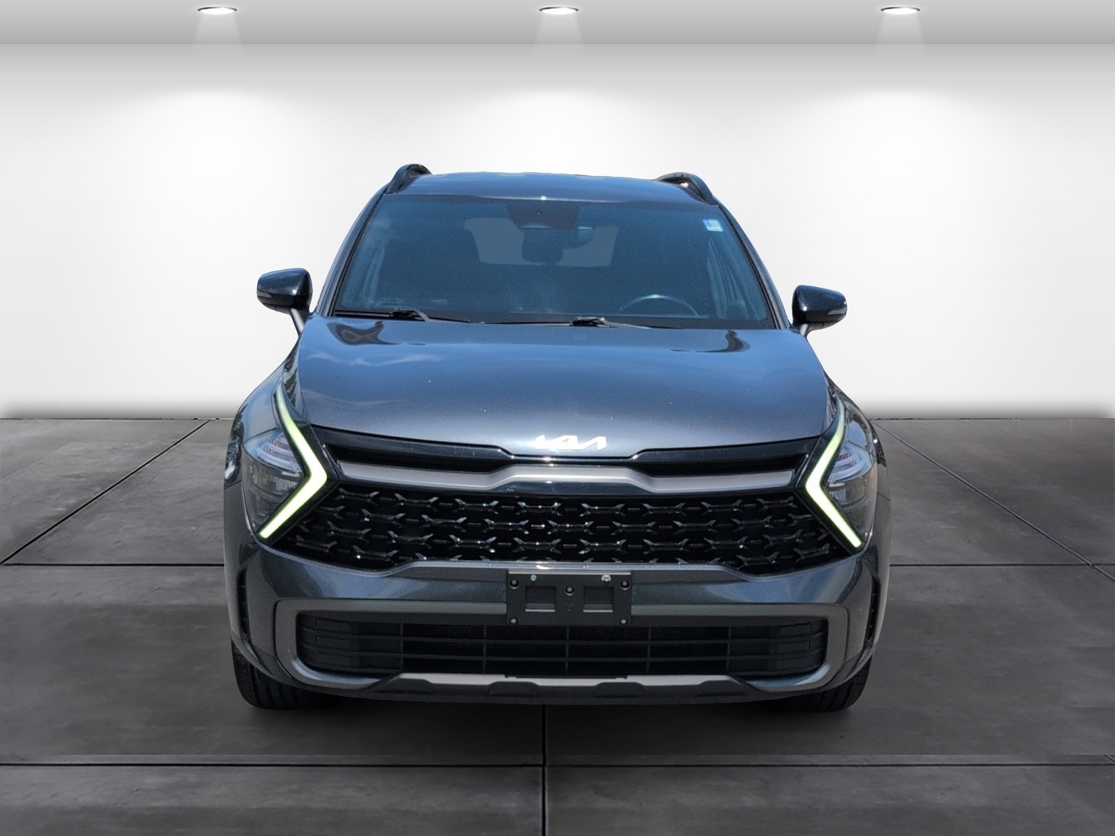 2023 Kia Sportage X-Line Image 2 of 20