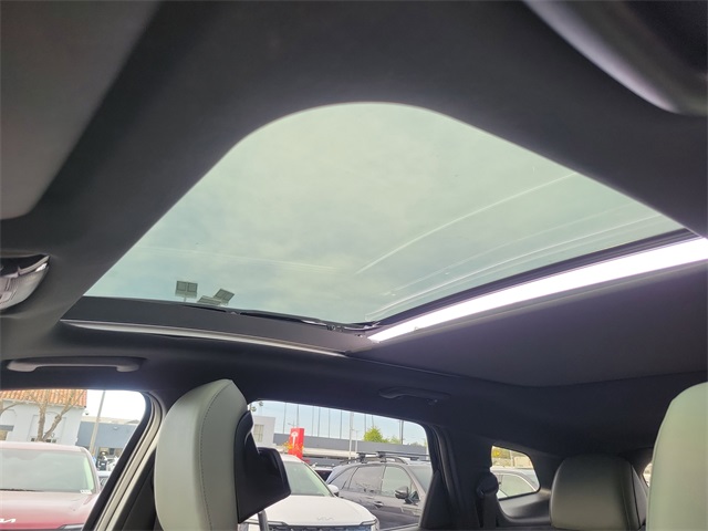 Vehicle image 34 of 34