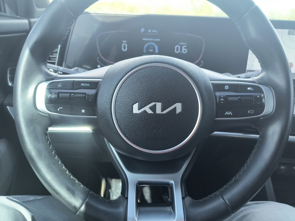 2023 Kia Sportage X-Line Image 4 of 9
