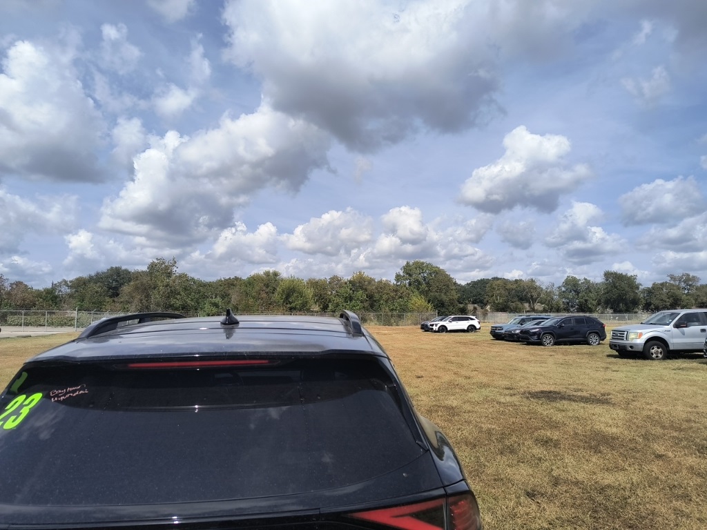 2023 Kia Sportage X-Line Image 3 of 9