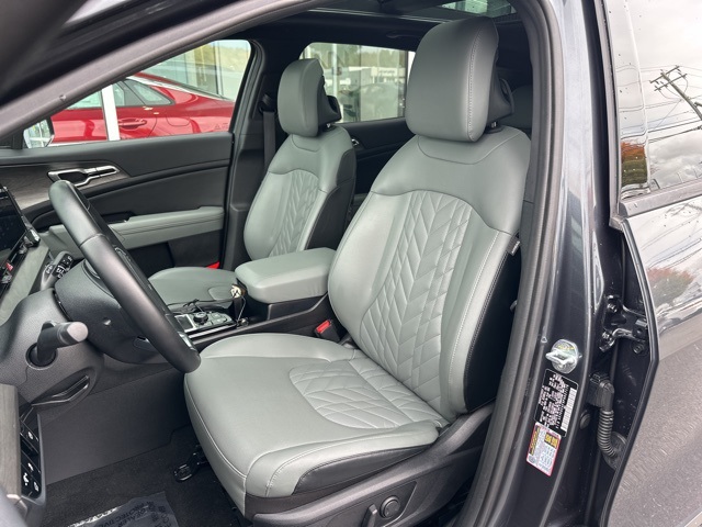 2023 Kia Sportage X-Line Image 17 of 51