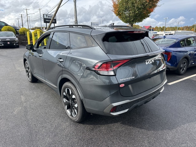 2023 Kia Sportage X-Line Image 6 of 51