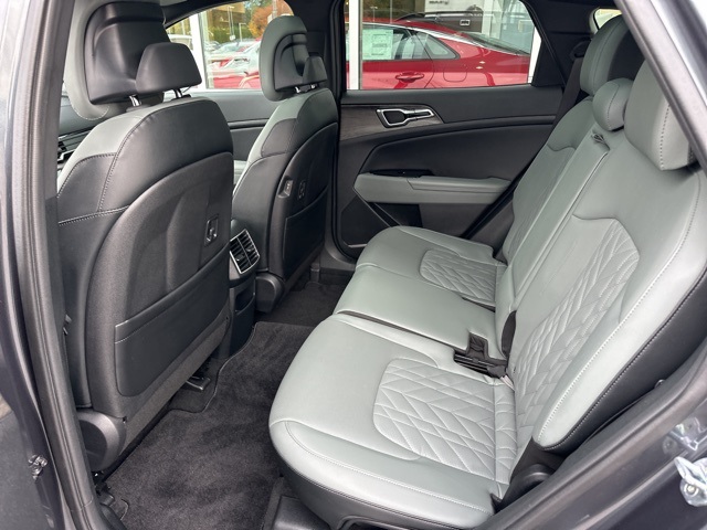 2023 Kia Sportage X-Line Image 18 of 51