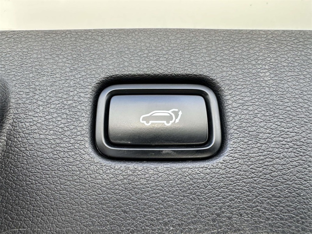 2023 Kia Sportage X-Pro Image 21 of 36