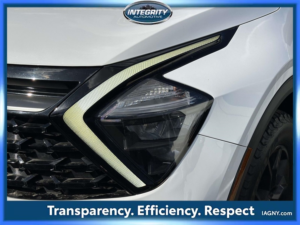 2023 Kia Sportage X-Pro Image 25 of 36