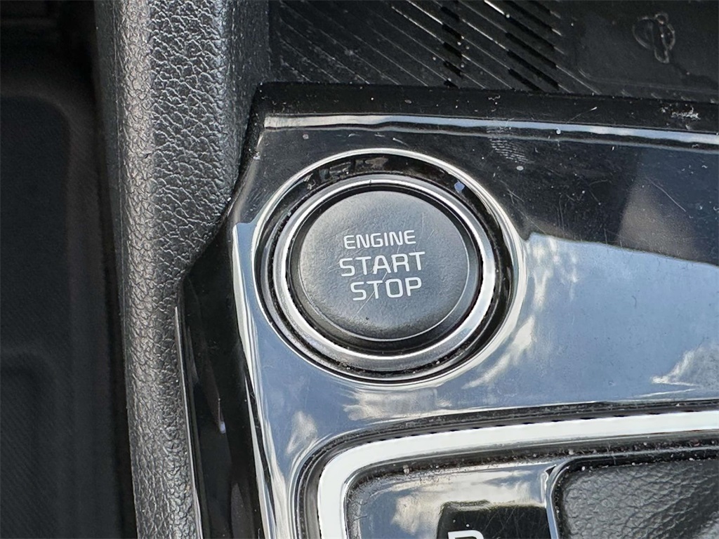 2023 Kia Sportage X-Pro Image 18 of 36