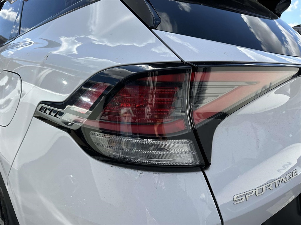 2023 Kia Sportage X-Pro Image 26 of 36