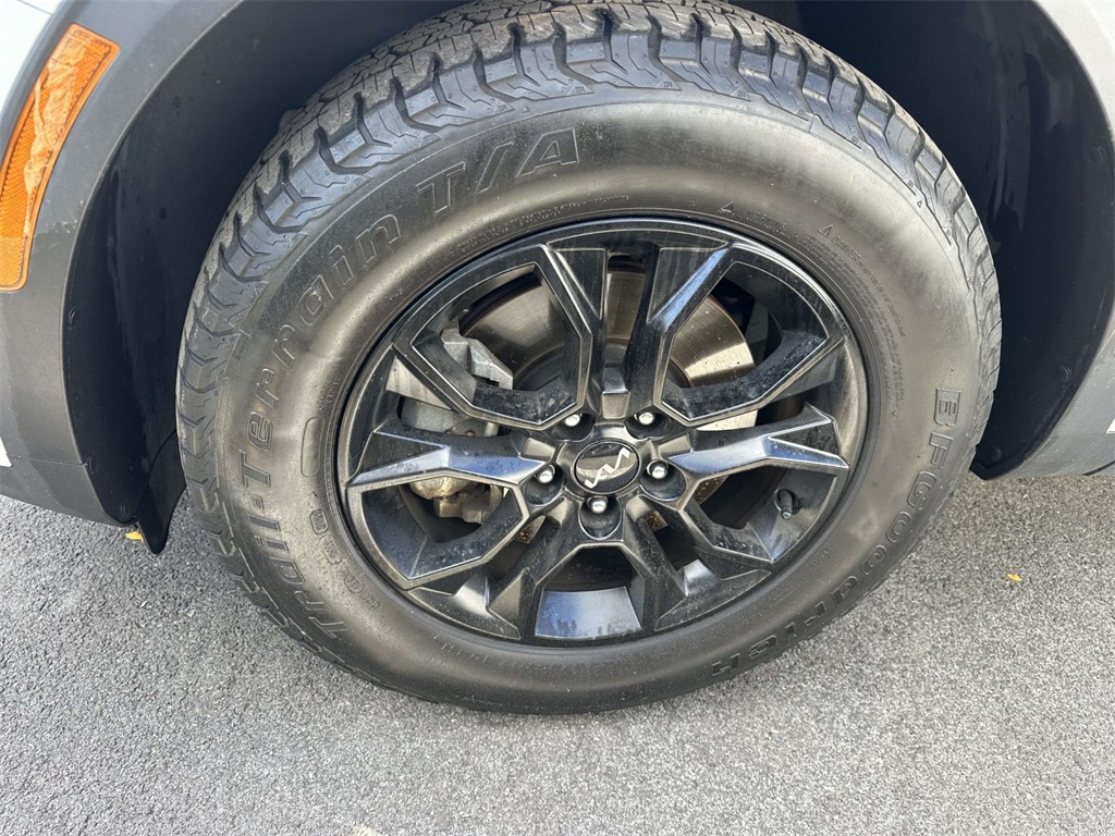 2023 Kia Sportage X-Pro Image 5 of 36