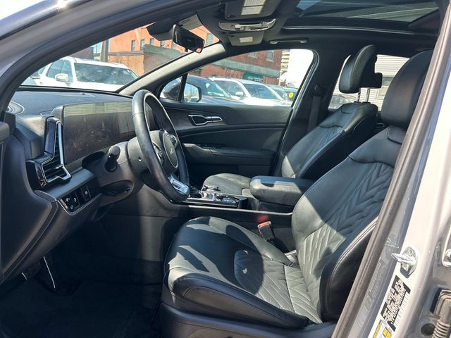 Vehicle image 22 of 36
