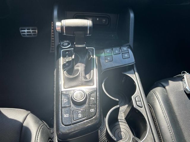 Vehicle image 34 of 36
