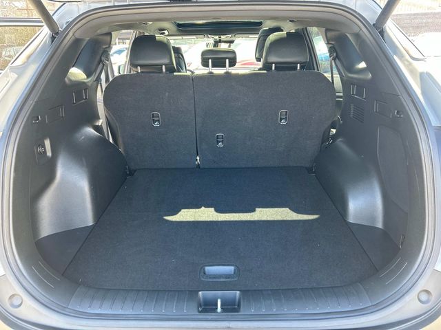 Vehicle image 13 of 36