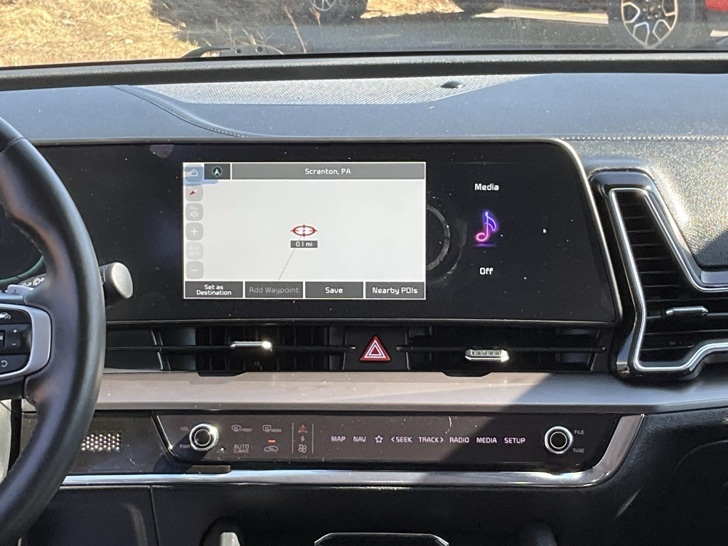 Vehicle image 9 of 31