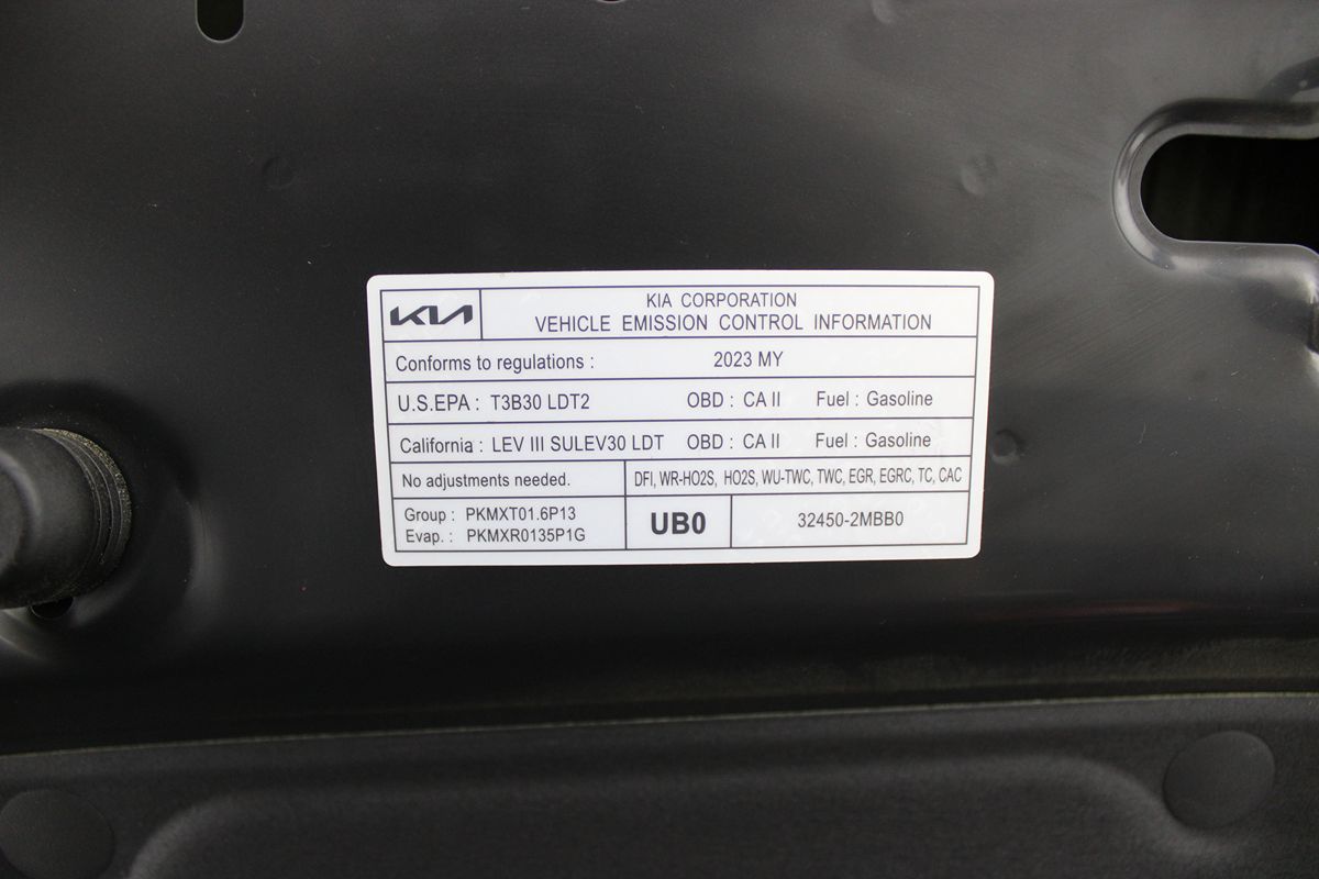 2023 Kia Sportage Hybrid EX Image 28 of 37