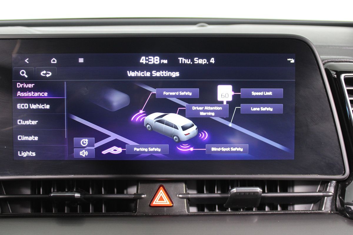 2023 Kia Sportage Hybrid EX Image 24 of 37