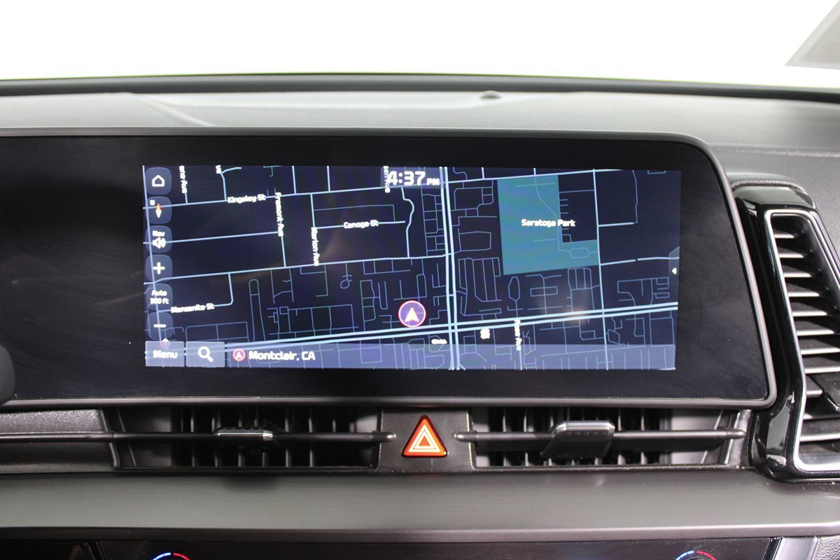 2023 Kia Sportage Hybrid EX Image 21 of 37