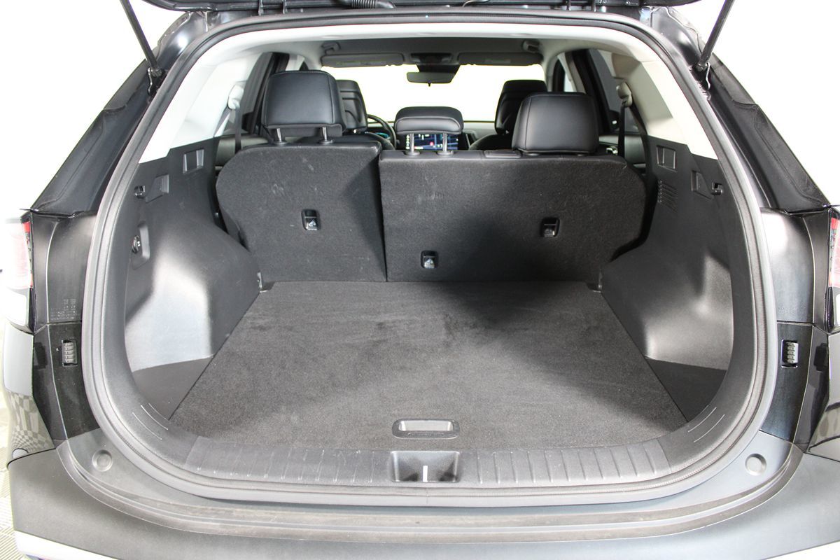 2023 Kia Sportage Hybrid EX Image 13 of 37